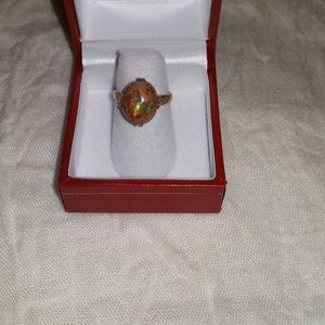 18k Boulder opal yellow gold ring sz5